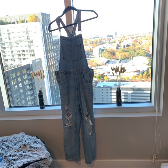 H&M Overalls - Picture 2 of 10